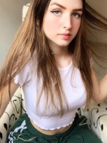 Полина